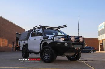 TOYOTA HILUX N80 4WD VECTOR MATTE GUN METAL